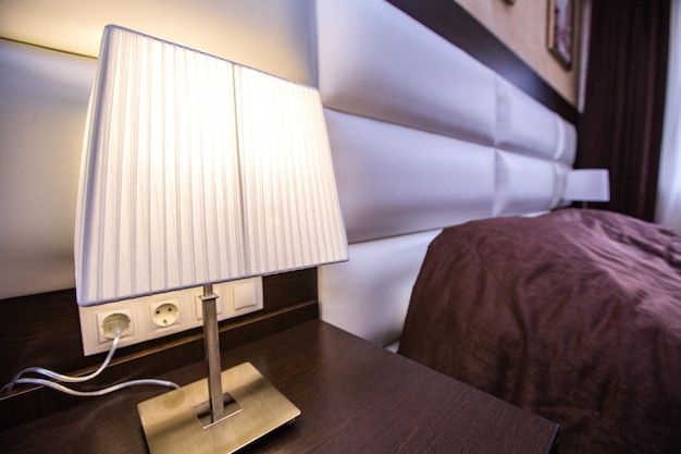 Lampy do sypialni które tworzą wyjątkowy nastrój
